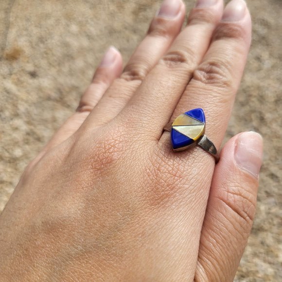 Native American Vintage Lapis and Mother of Pearl Inlay Ring Handmade Jewelry - Picture 9 of 13